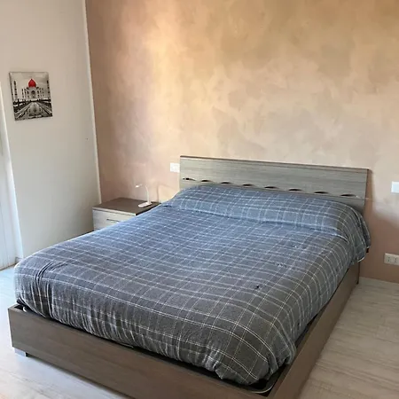 Stasera A Casa Di Luca * Novara